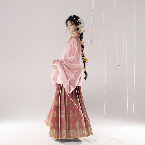 无贰集原创明制国风汉服套装