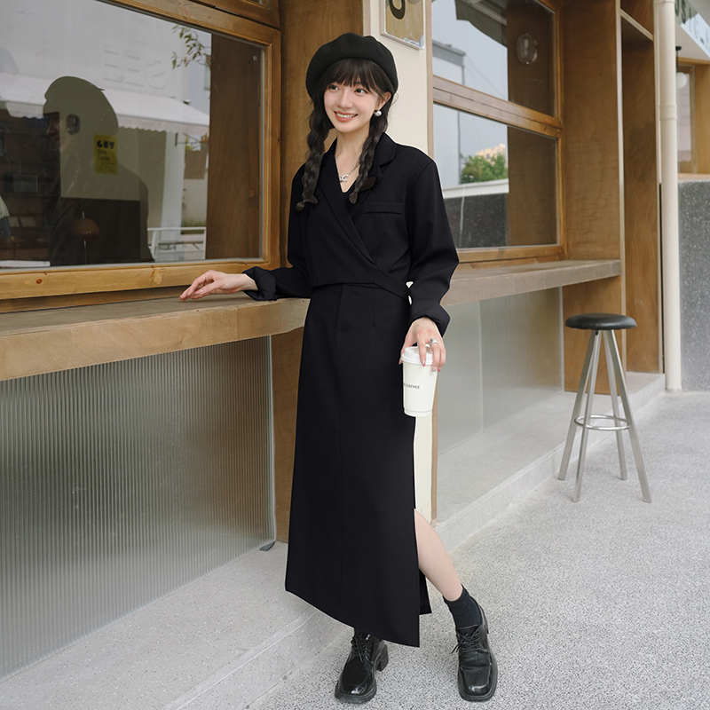 设计感黑色西装套装女2025春季季新款小个子短款上衣半身裙两件套
