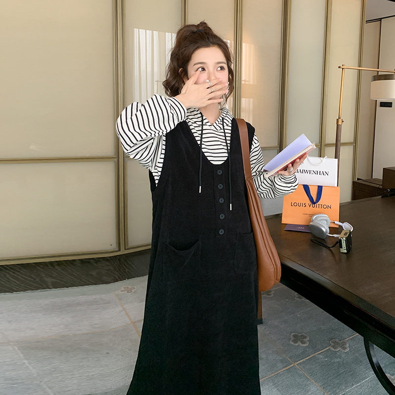 背带连衣裙两件套女2025春季新款高级感小个子炸街条纹卫衣套装裙