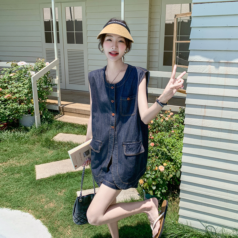 洋气减龄无袖牛仔套装女2025夏季新款小个子设计感马甲短裤两件套