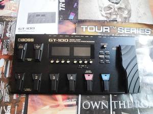 BOSS GT100综合效果器 gt-100效果器 GT 100吉他效果器
