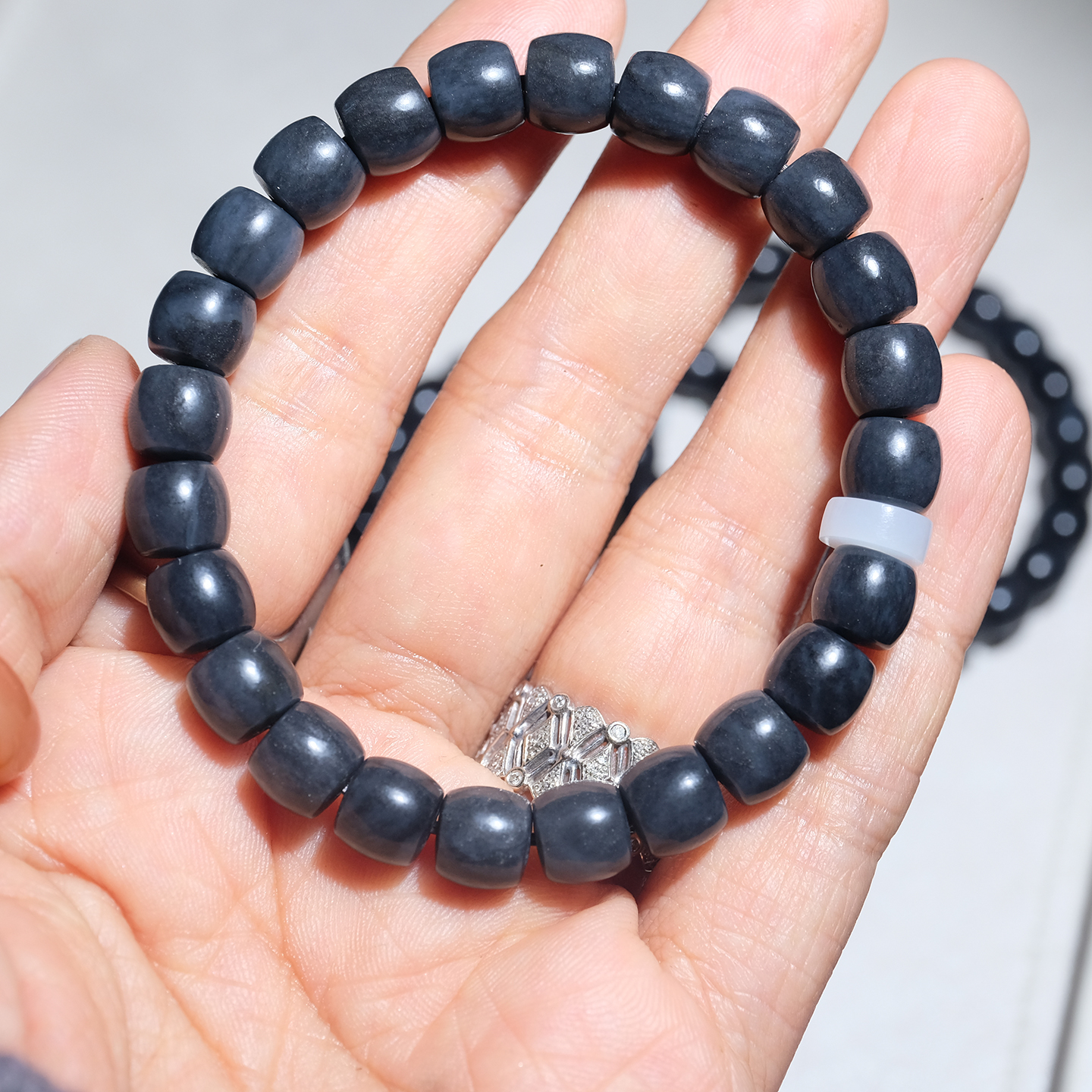 住朴-和田玉手串 新疆青花籽料直切老型手串