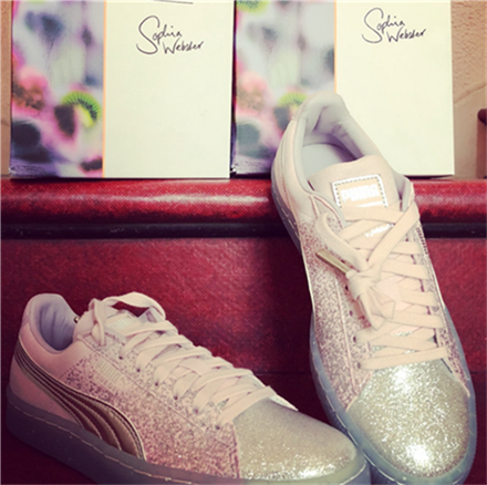 代購正品彪馬板鞋女Puma x Sophia新款七彩水晶底少女熒光粉板鞋