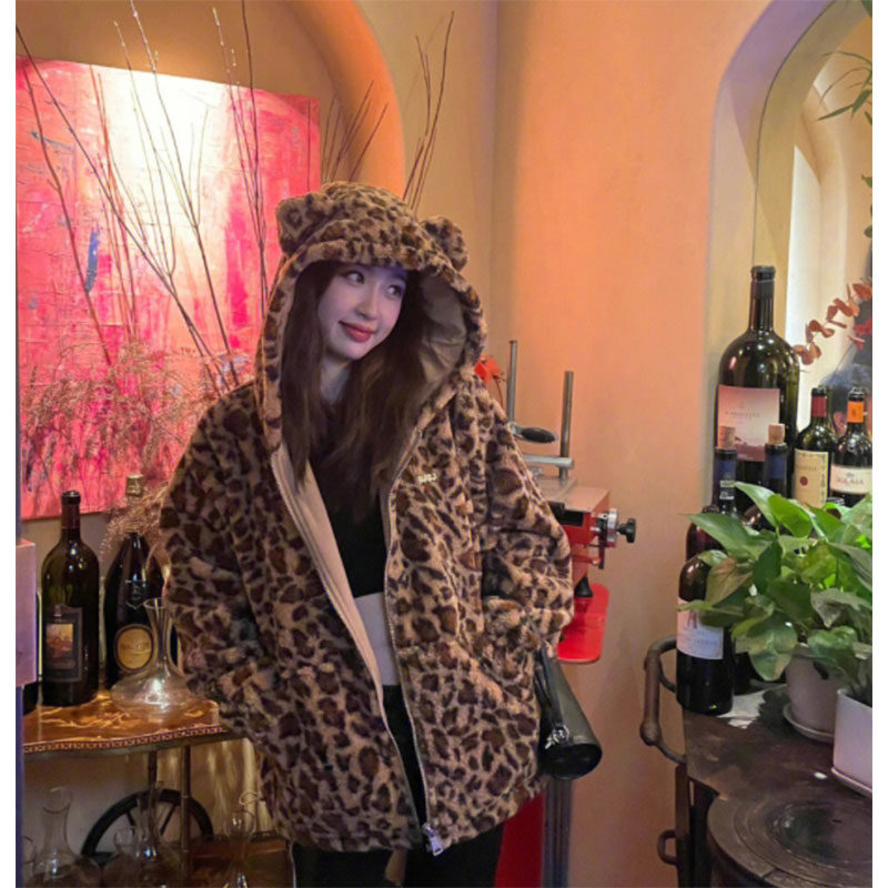星芭莎 虞书欣同款 冬季可爱小熊耳朵宽松连帽棉服豹纹羊羔毛外套