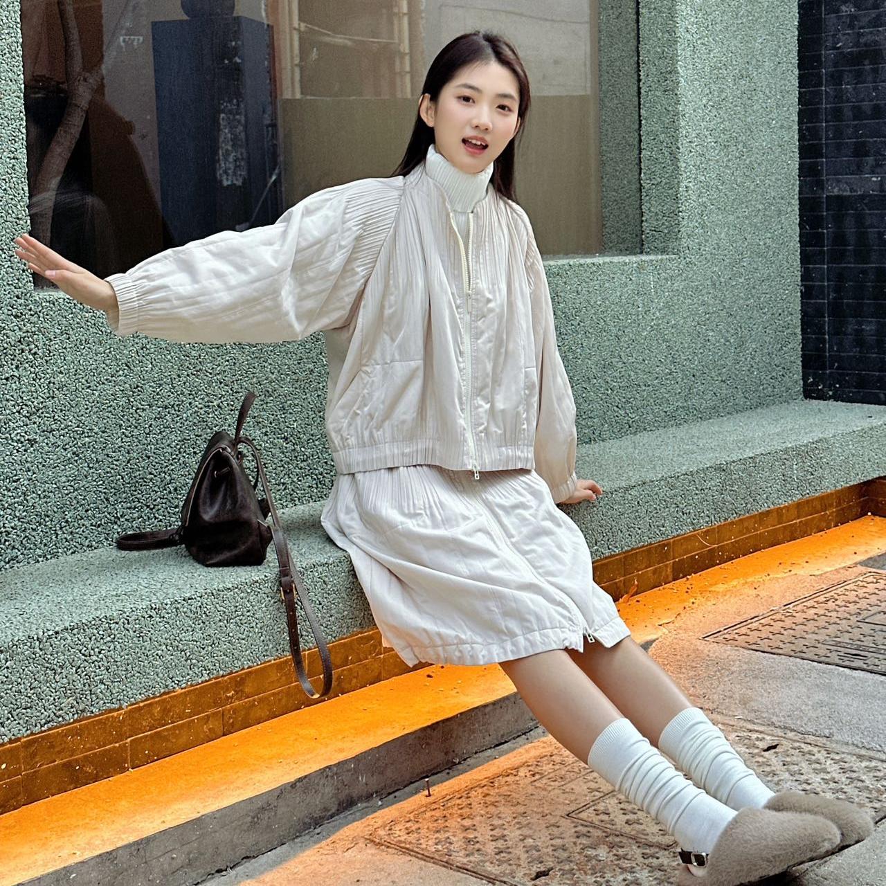三宅风自然腰宽松显拉链口袋秋冬
