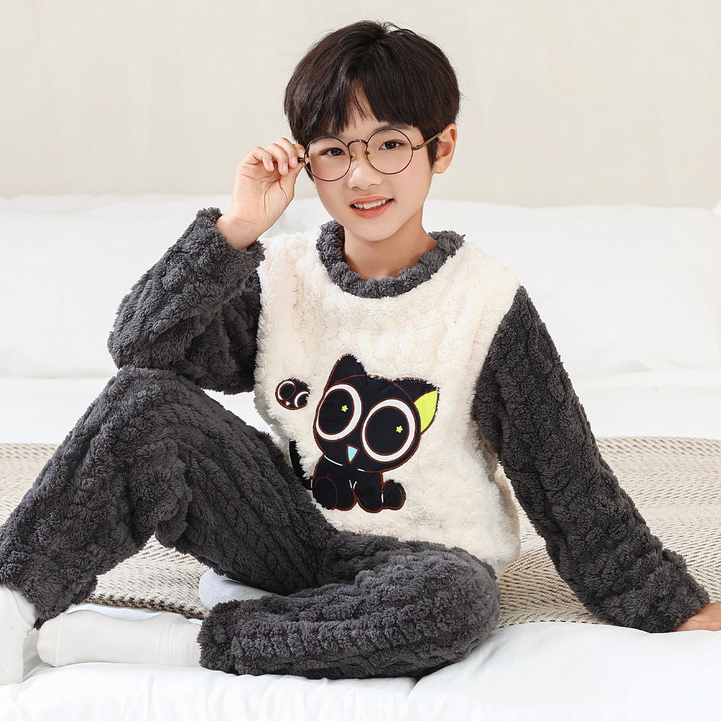 儿童睡衣法兰绒冬季加绒加厚套装