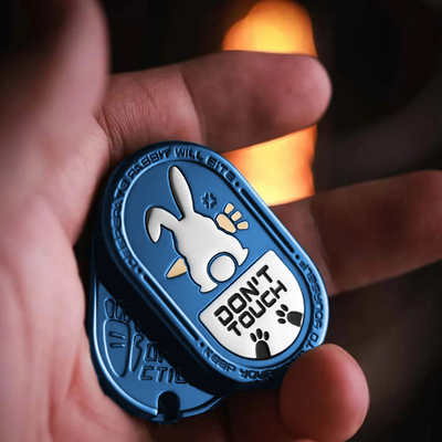 兔子律动推牌解压玩具指尖陀螺