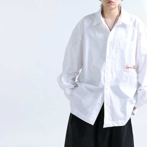 心动的大衬翻领超大版廓形衬衣