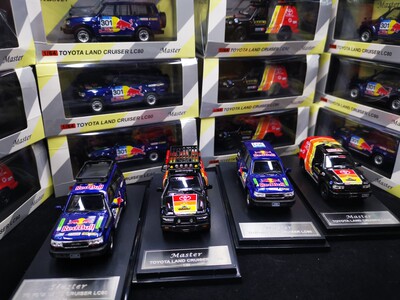 1:64 合金车模 丰田 lc80 红牛 trd ngk 出光 master 越野车 suv