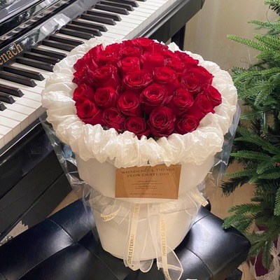 全国小香风红玫瑰花束结婚订婚鲜花速递同城北京上海广州配送女友