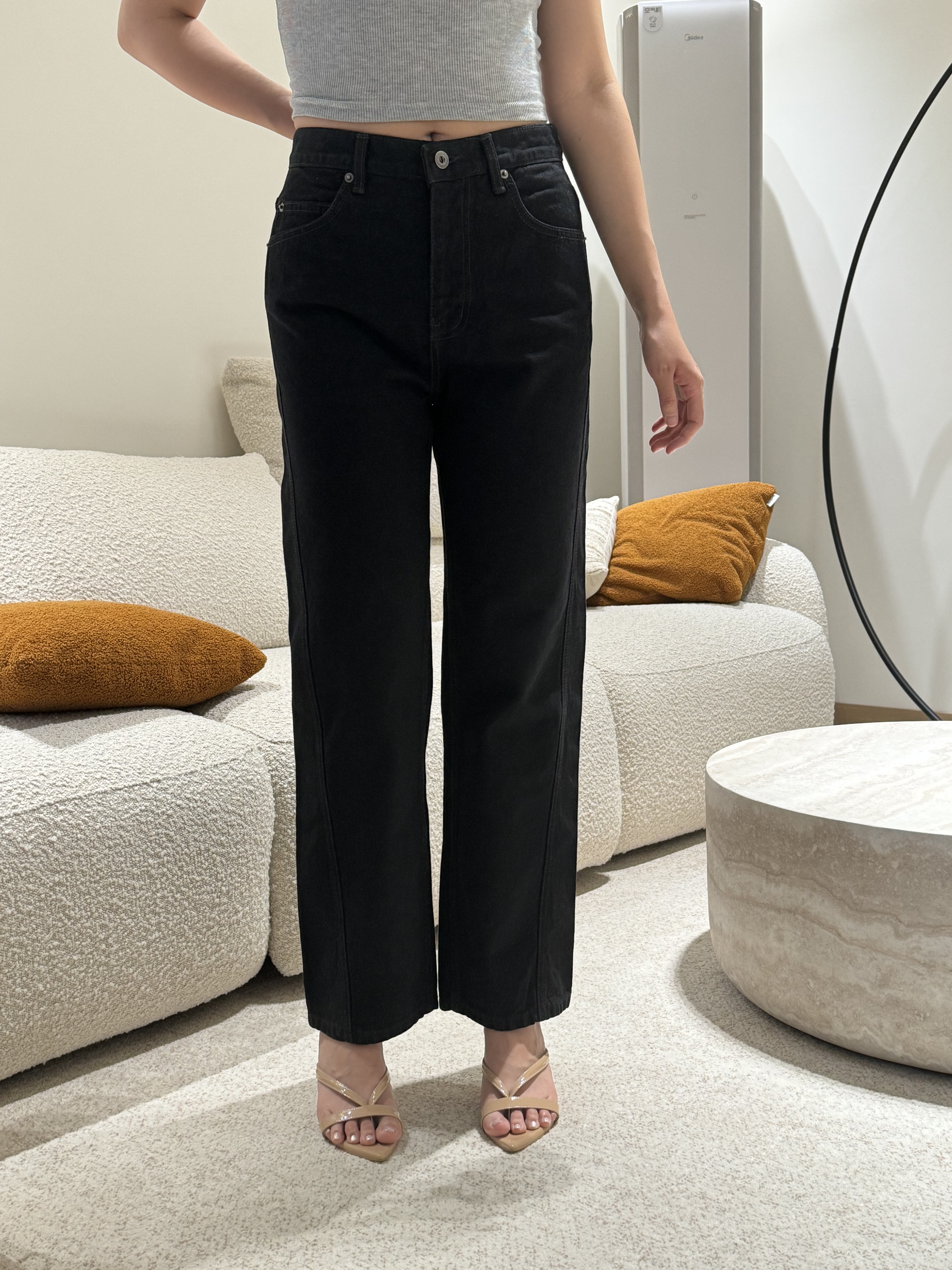 01027-Taupe韩国东大门百搭显瘦牛仔裤  现货秒发