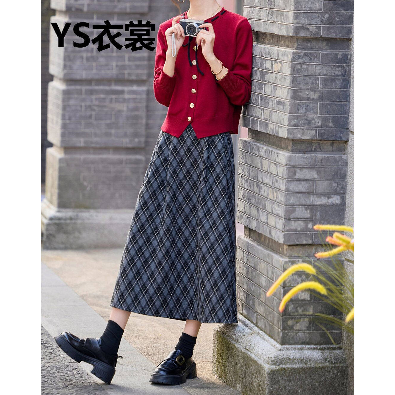 小香风针织衫套装裙女2026春秋新款高端洋气减龄格纹半身裙两件套