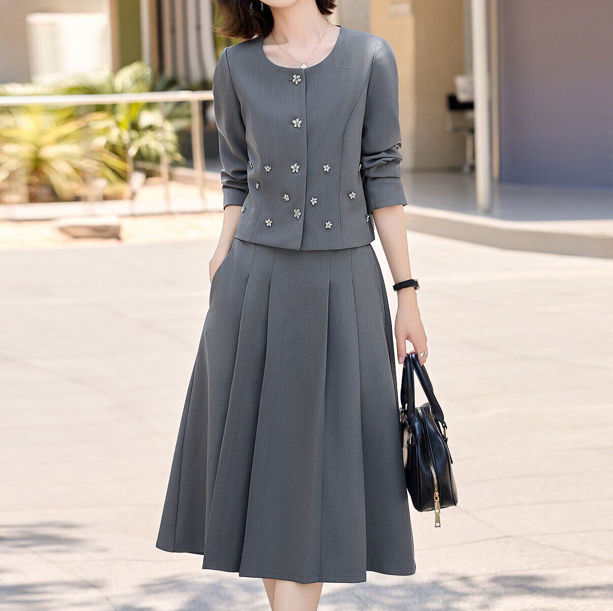 法式连衣裙搭配一整套装女款春秋季新款高端气质职业半身裙两件套