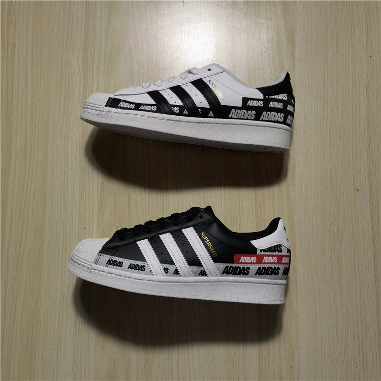 adidas 三叶草 男女贝壳头运动休闲经典复古板鞋 fx5558 fx5559