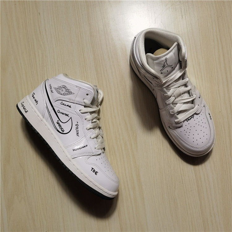 air jordan 1 aj1黑白涂鸦二次元女子休闲运动篮球鞋 dq1864-100