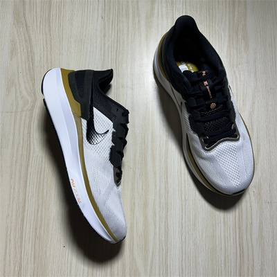 耐克 Nike Zoom Structure 25 男款低帮训练跑鞋 DJ7883-103