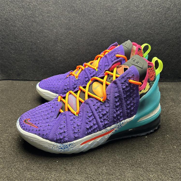 (瑕疵）耐克 Nike LEBRON XVIII 詹姆斯18代气垫篮球鞋DM2814-500