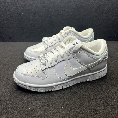 耐克 Nike Dunk Low 奶白珠光镭射女低帮小白休闲板鞋 FD8683-100