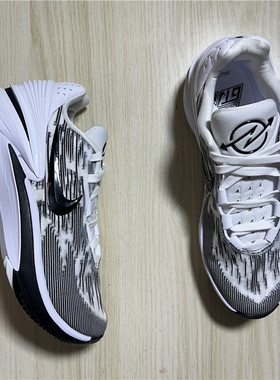 耐克Nike Air Zoom GT Cut2 男子低帮白黑色运动篮球鞋FJ8914-100