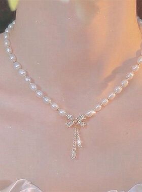 蝴蝶结珍珠项链女2022年新款潮轻奢设计感毛衣链气质锁骨链颈链