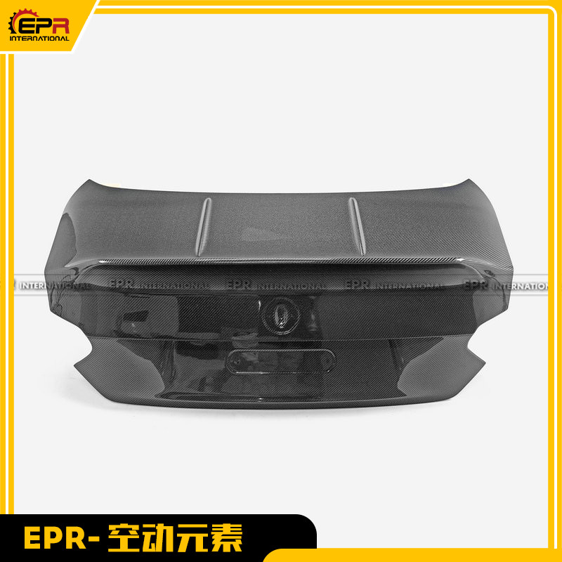 适用于宝马 BMW M2 G87 碳纤维CS款一体鸭尾后尾盖行李箱后备箱盖