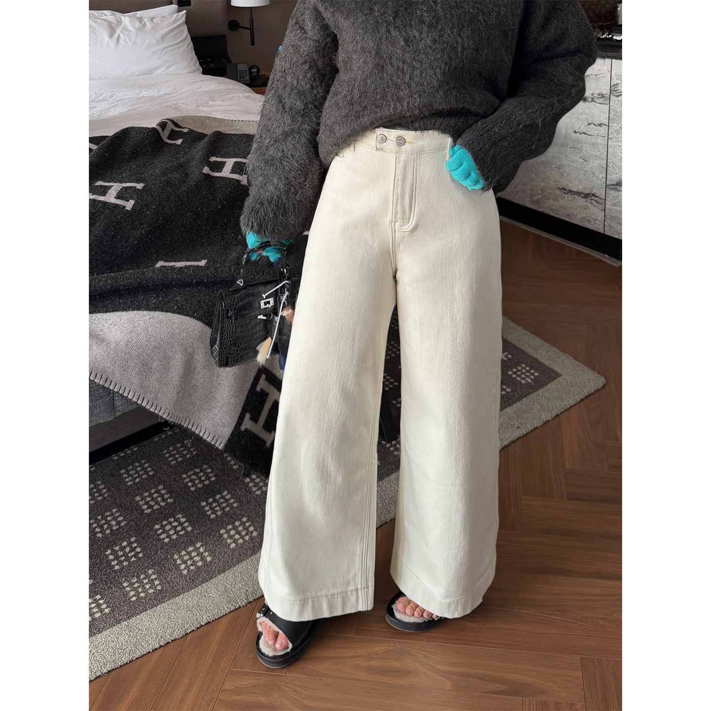 阿周家大码微胖女装【智性筷子腿】加绒显瘦9分弹力小阔腿牛仔裤