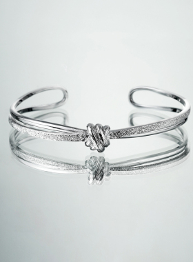 小众个性ins冷淡风高级感闪沙扭结贵妃圈S925纯银开口手镯