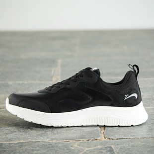 运动休闲皮面防水防滑男跑步鞋 贵人鸟男鞋 新款 2023春季 P31A23 正品