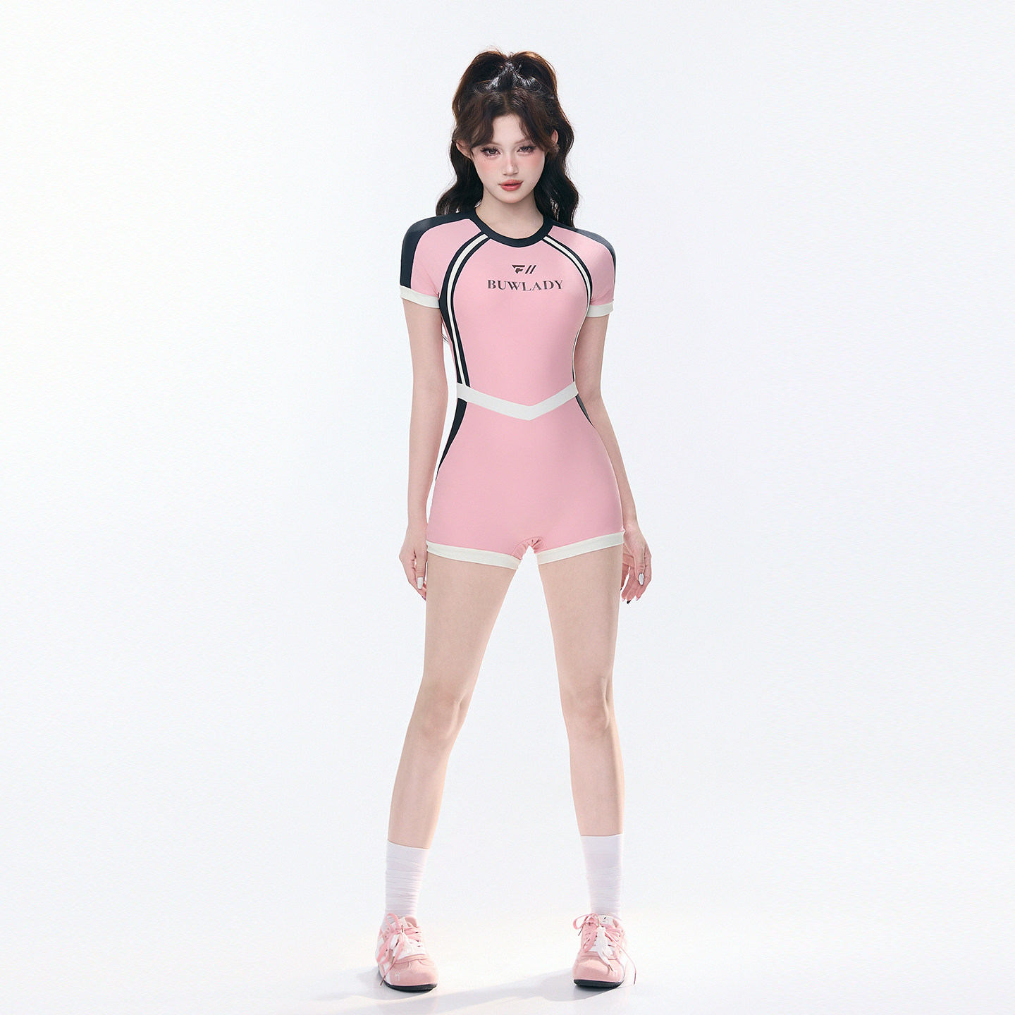 新款连体泳衣女士运动竞速短袖显瘦保守游泳馆专用微胖平角裤泳装