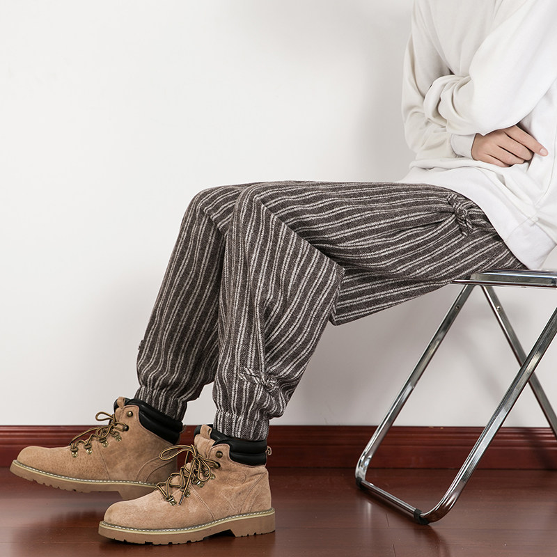 레트로 디스트레스드 모직 남성 바지 가을 겨울 중국 스타일 남성 버클 스트라이프 레깅스 루즈한 대형 하렘 바지