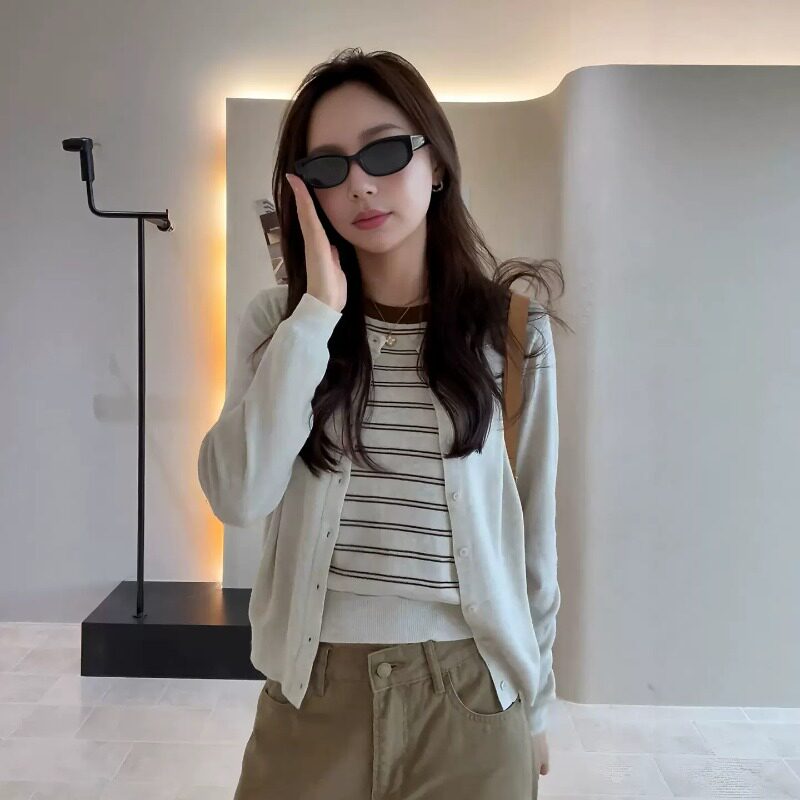 假两件条纹长袖针织衫女秋季新款温柔风气质宽松百搭休闲打底上衣