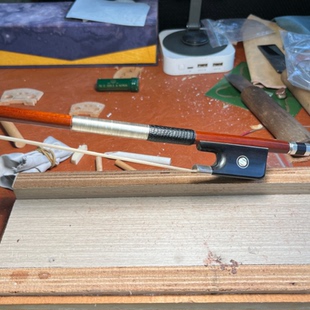 专业演奏级老料巴西苏木大提琴弓圆杆意大利天然马尾琴弓子弹性好