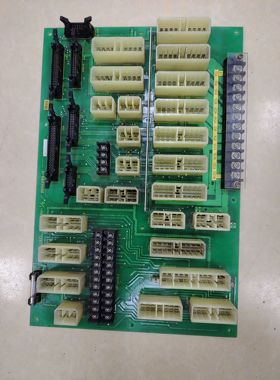 CNU-1/0 UCE4-1421 2NIM3169-A MA4YKA02646 东芝电梯接口板