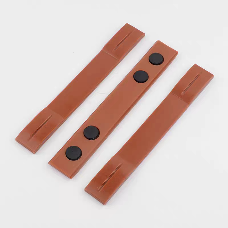 三菱电梯轿厢摩擦片三菱电梯轿厢防跑偏矫正装置三菱电梯导轨滑道