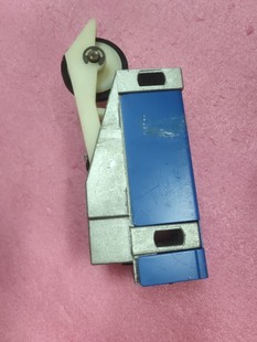 多快电梯井道限位开关多佛电梯减速开关 DOVER 141587 1AMP120VAC