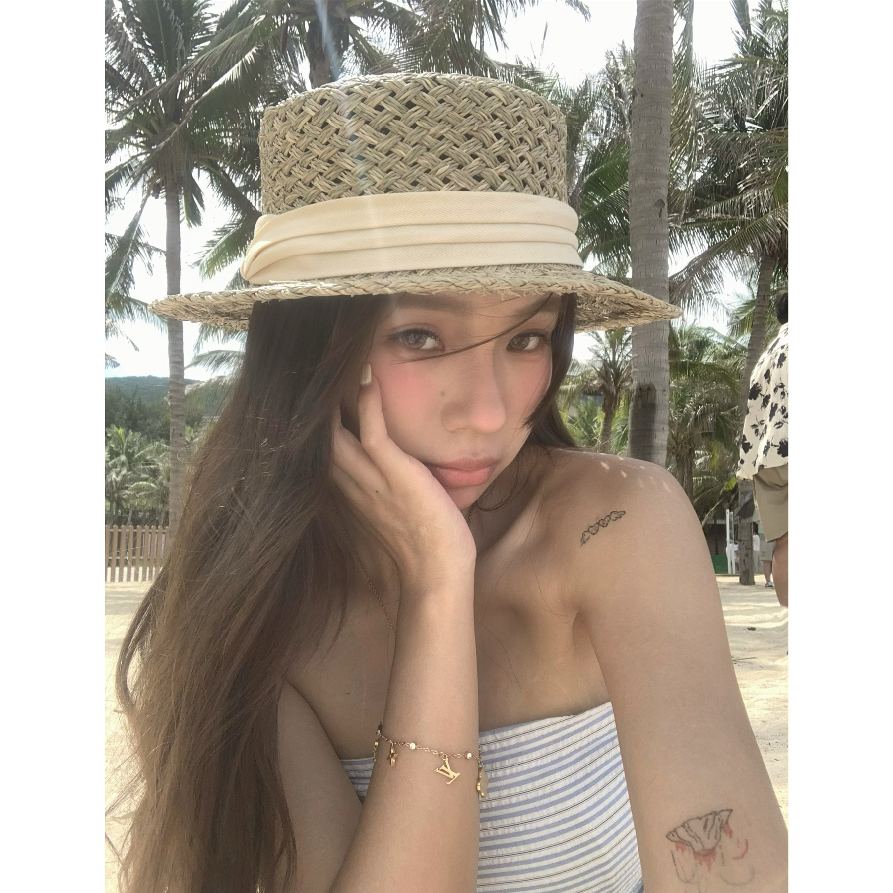 淡淡草香味~法式度假风平顶镂空咸草礼帽夏季女海边网红拍照草帽