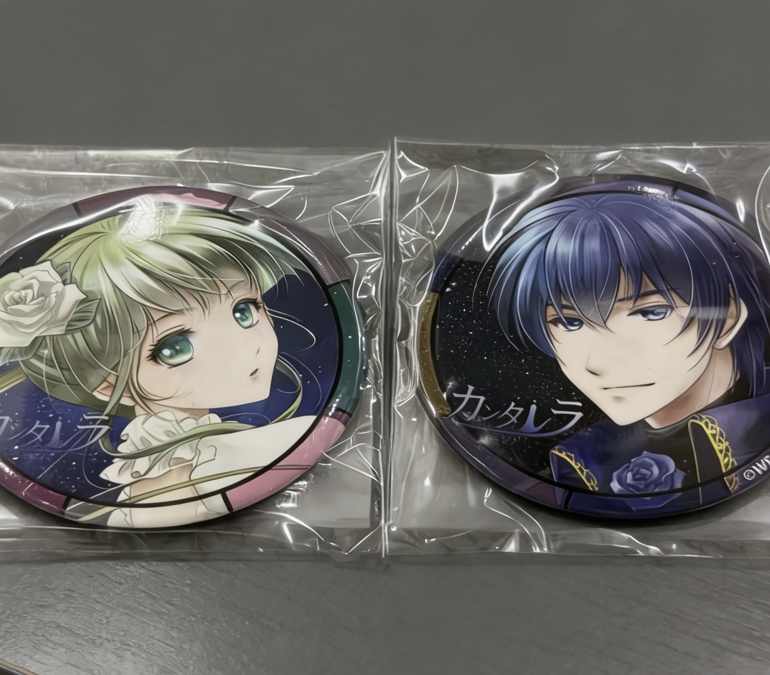 现货日谷散单 初音未来kaito千本樱坎特雷拉吧唧一对 带包装未拆