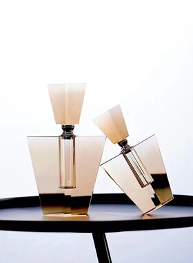 水晶精油瓶小空瓶高档沉香小瓶子琥珀色3ml美容院香水分装瓶1ml瓶