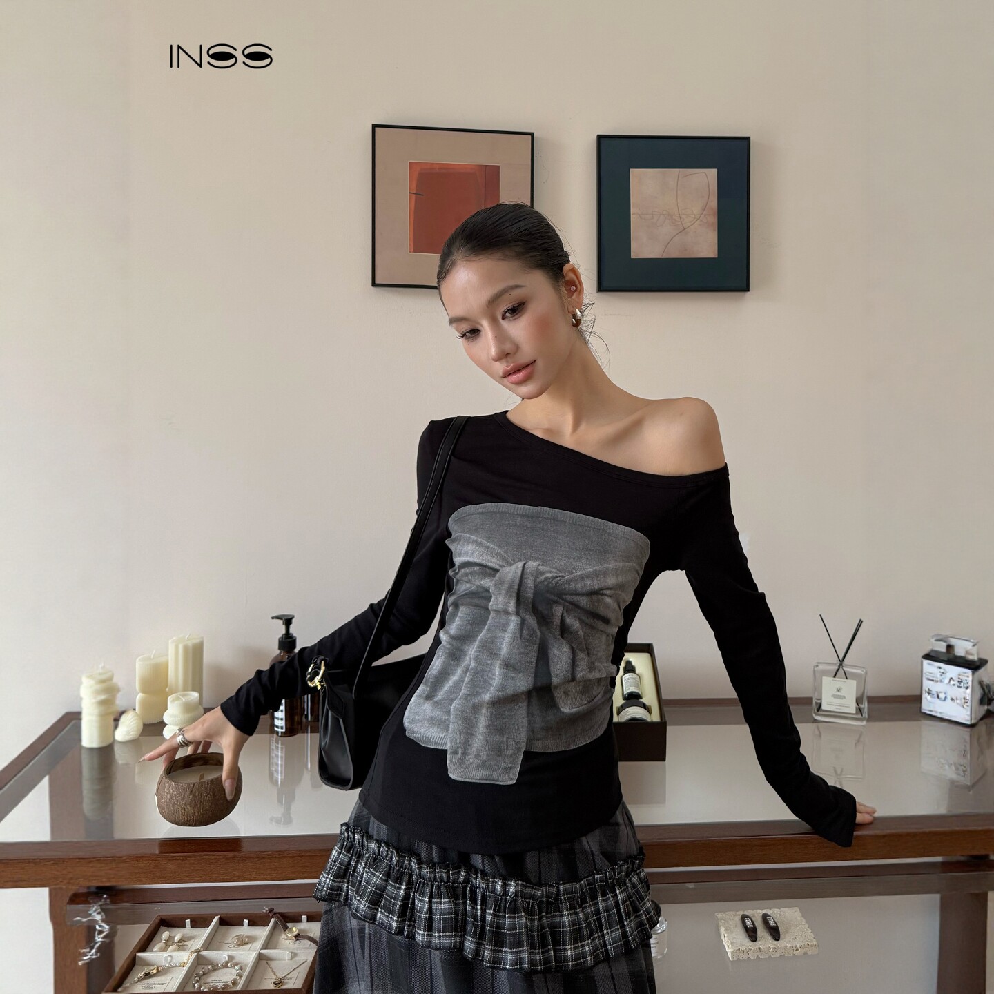 设计感扭结印花长袖T恤上衣