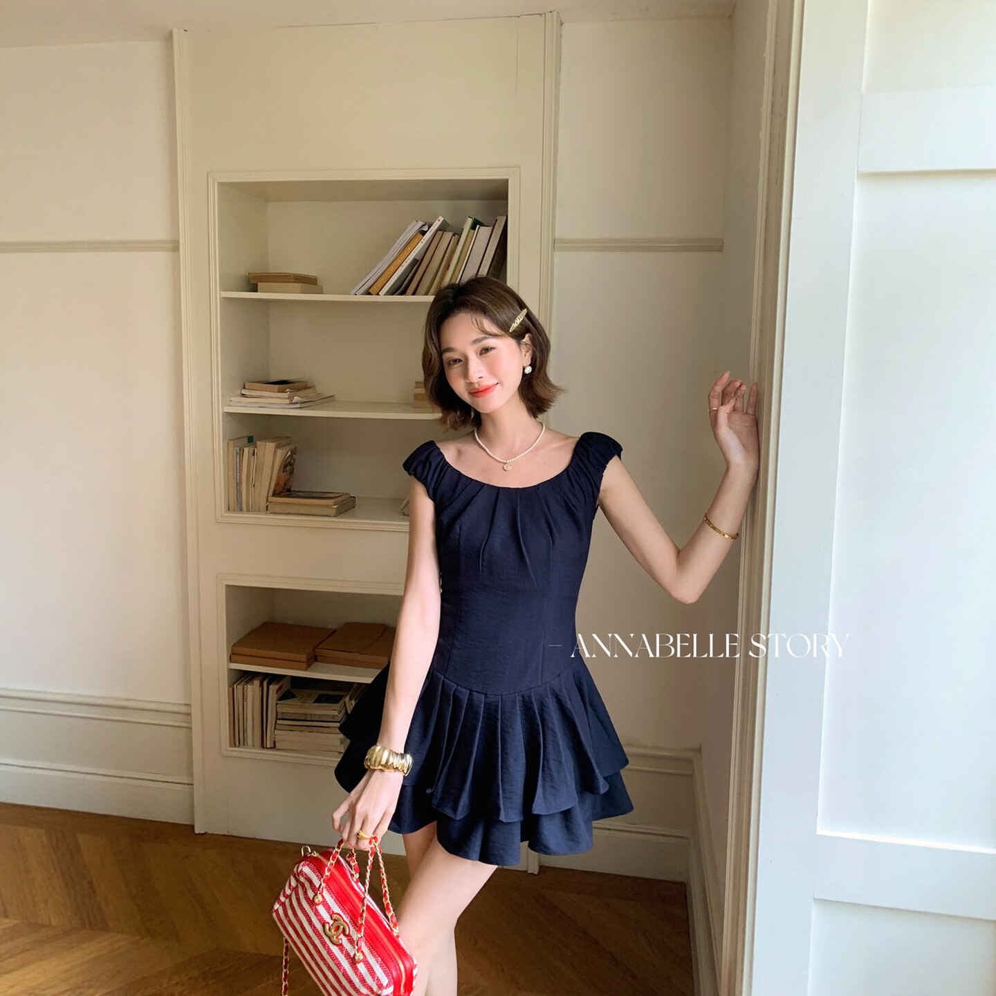 2026春夏新款韩版法式小众一字领重工压褶收腰显瘦小个子连衣裙