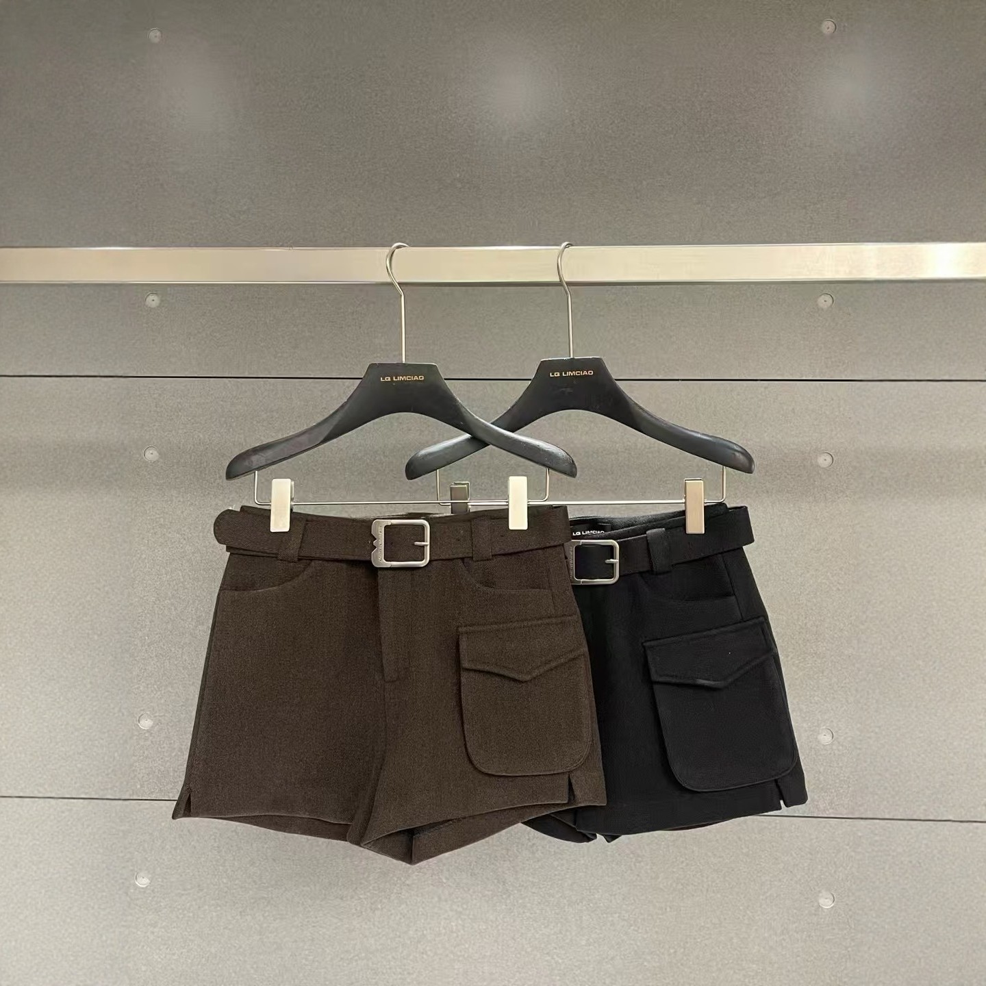 欧洲站2025冬季新款打底靴裤女小众气质修身显瘦百搭休闲毛呢短裤