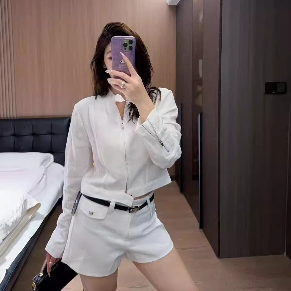 修身显瘦机车服外套打底短裤套装