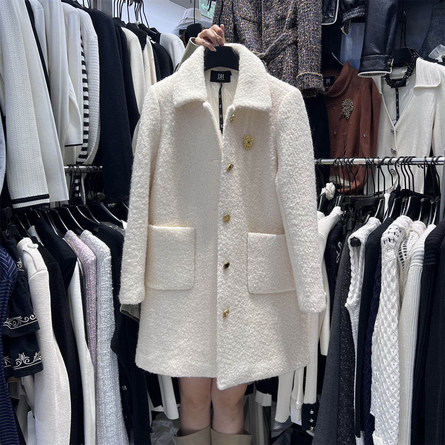 2025冬季新款毛呢大衣女韩版翻领单排扣夹棉加厚百搭中长款外套潮,女装/女士精品,毛呢外套,淘宝优惠券,粉丝福利购,淘宝优惠卷