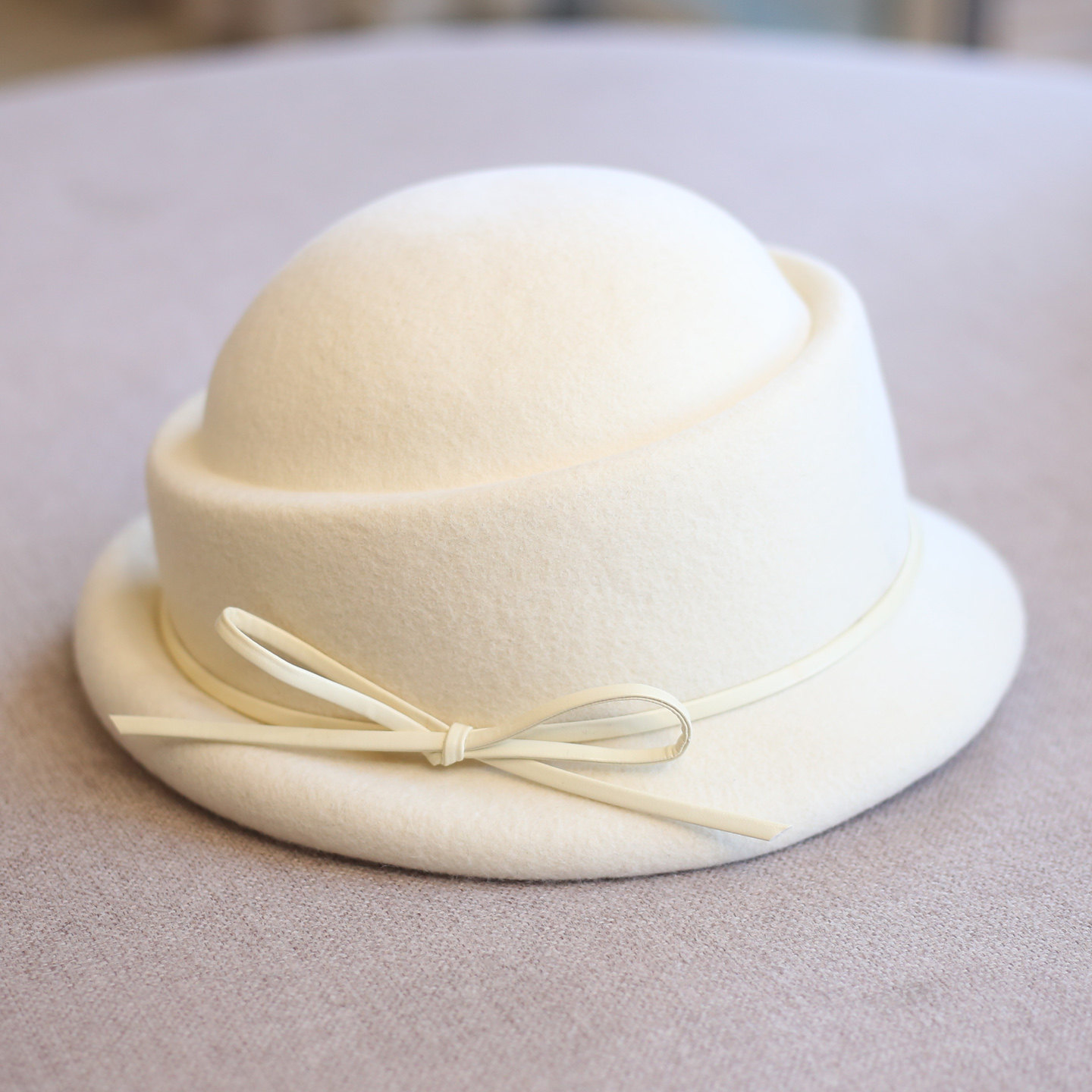 秋冬女式小沿羊毛帽法式保暖帽子礼帽盆帽渔夫帽子出游时尚逛街潮