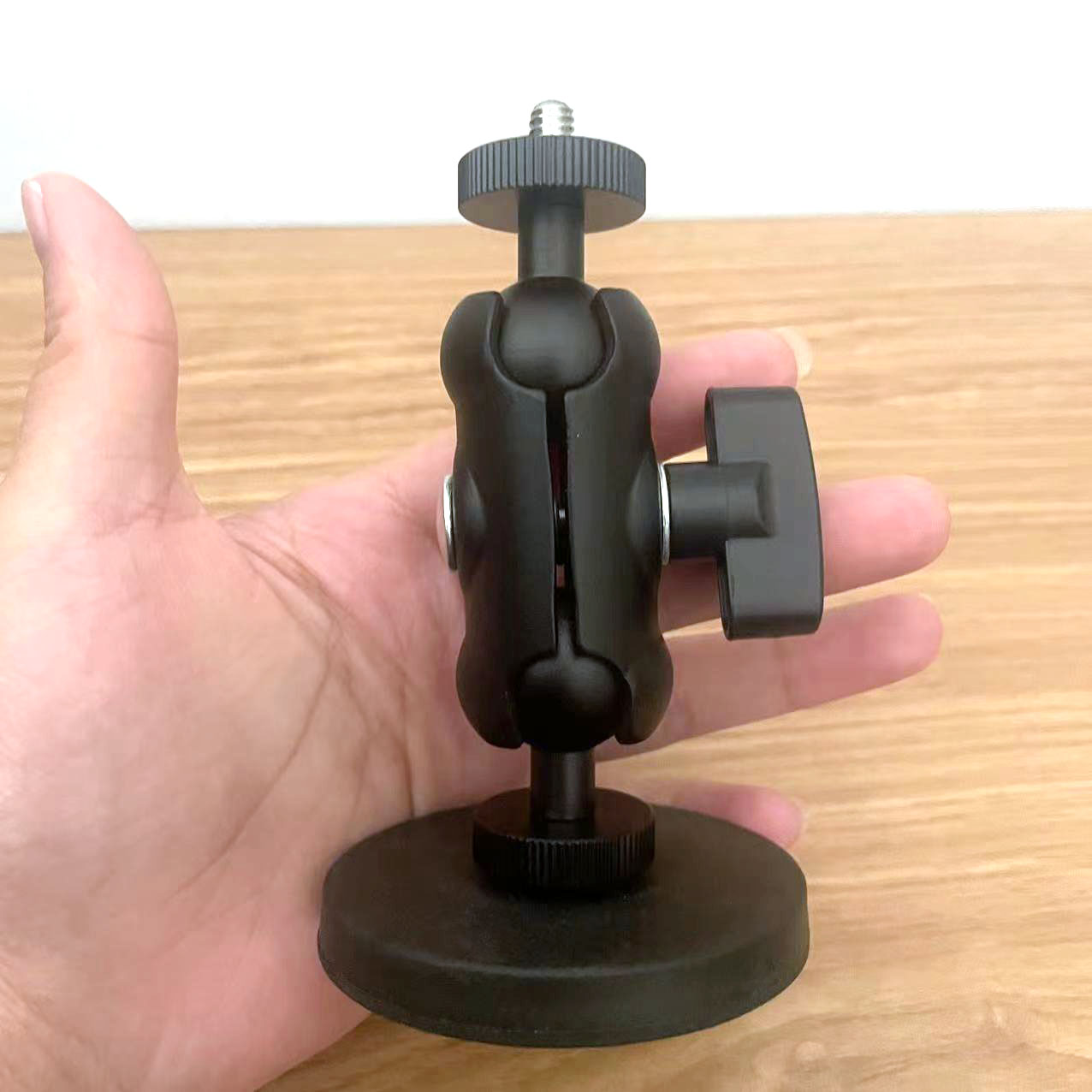 运动相机磁吸支架手机架吸盘gopro通用手机支架360全景大疆直播架