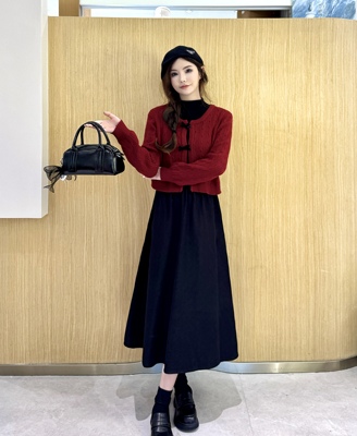 中长款连衣裙套装女2025年春秋新款洋气针织毛衣短外套裙子两件套