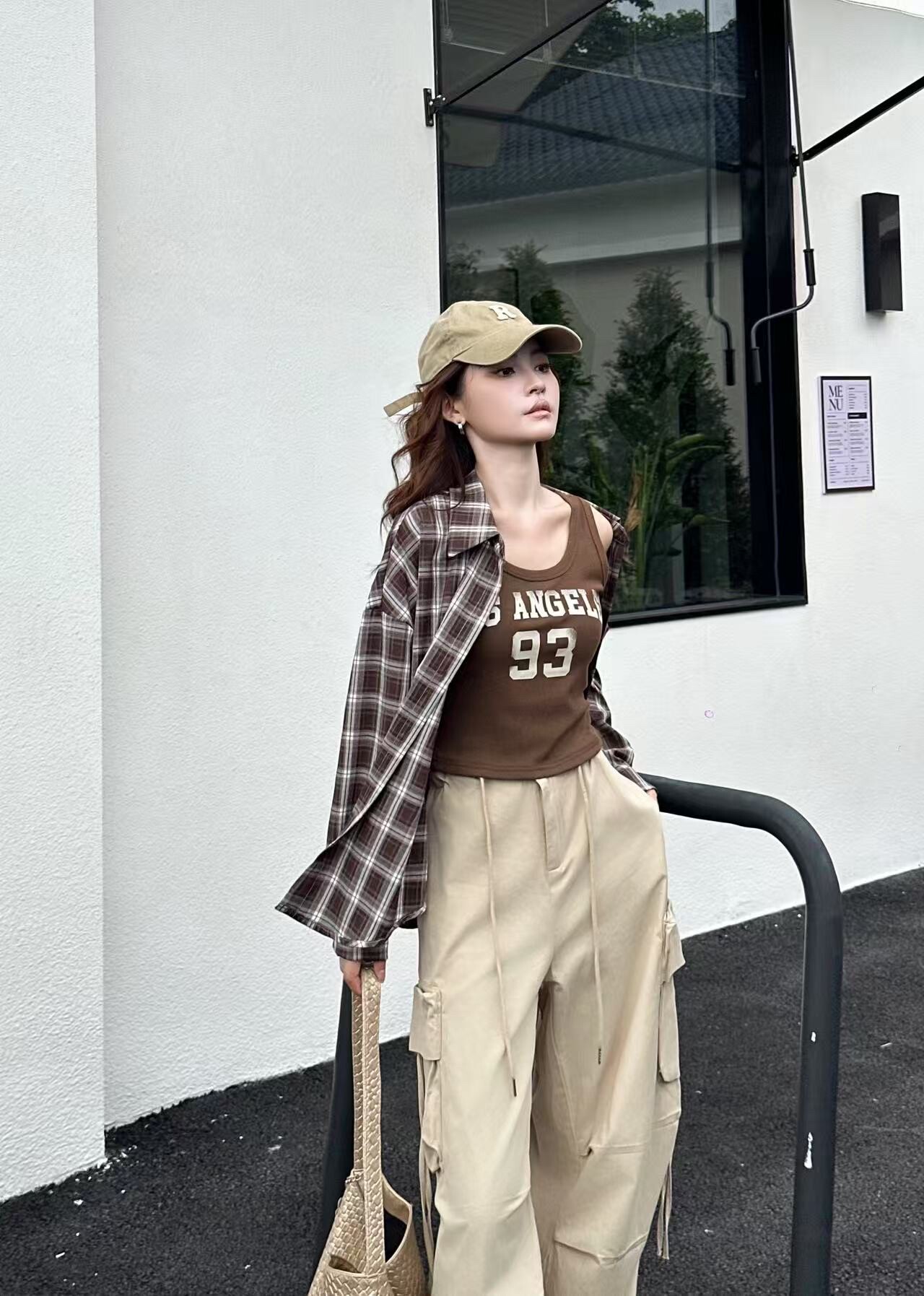 运动风2025秋季新款套装女欧洲站美拉德格子衬衫背心工装裤三件套