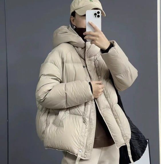 欧货新款羽绒服女2024冬季新款韩版小个子连帽加厚保暖面包服外套