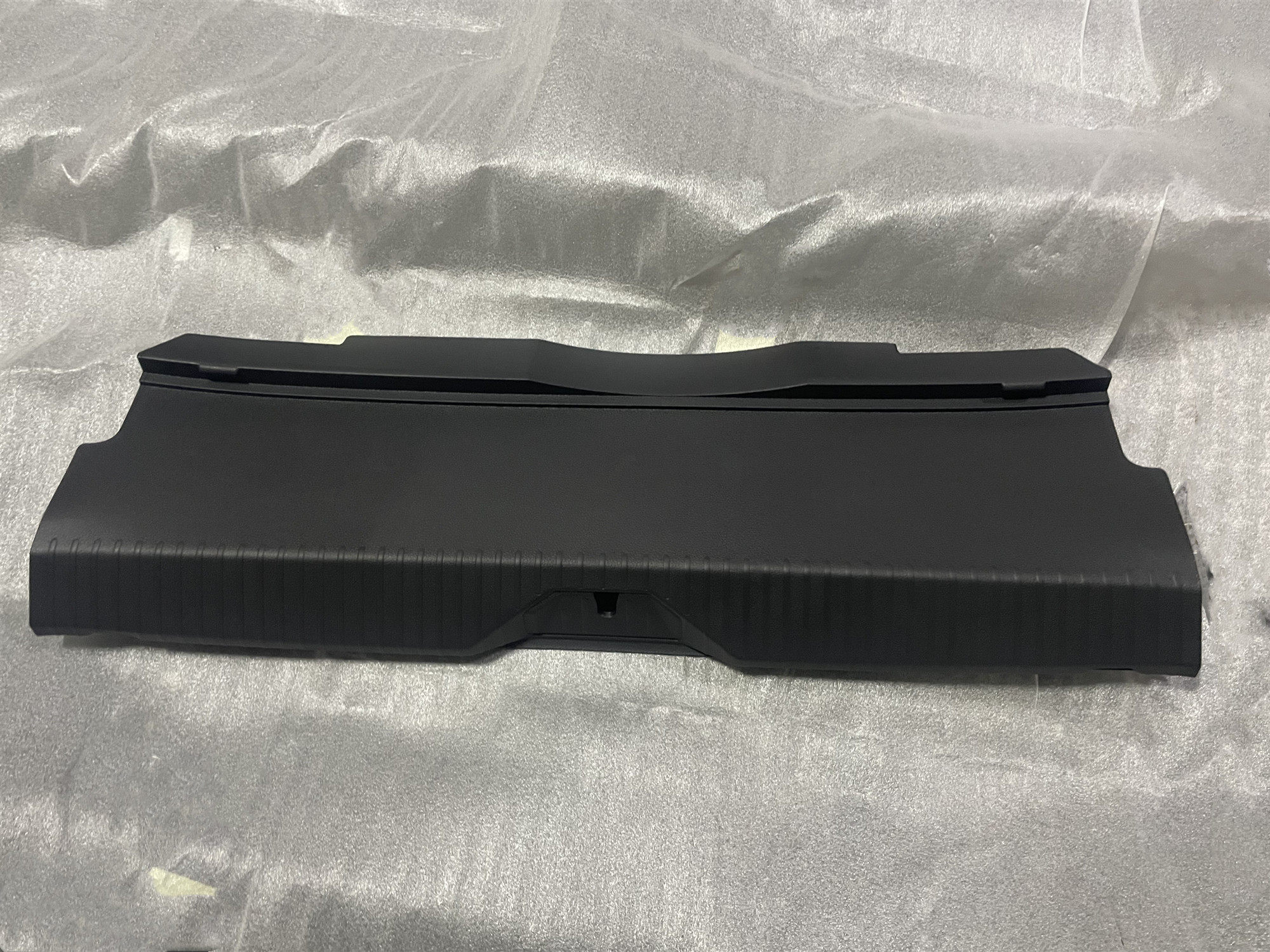 后备箱锁架盖板护套塑料饰盖板