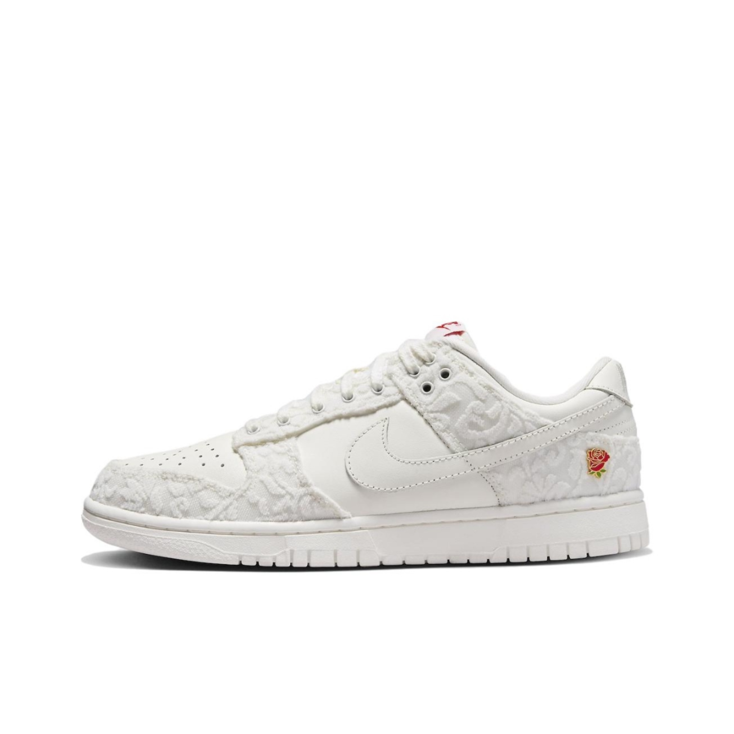 Nike Dunk WMNS 低帮 板鞋 女款 白色FZ3775-133